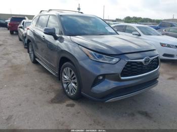  Salvage Toyota Highlander