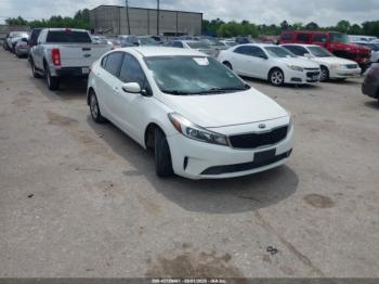  Salvage Kia Forte