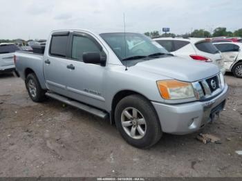  Salvage Nissan Titan