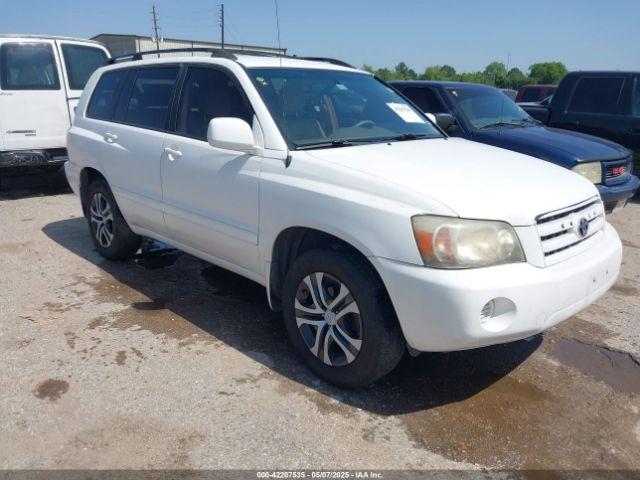  Salvage Toyota Highlander