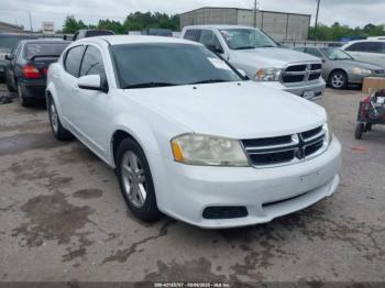  Salvage Dodge Avenger