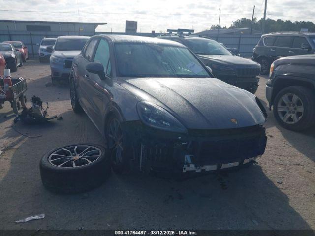  Salvage Porsche Cayenne