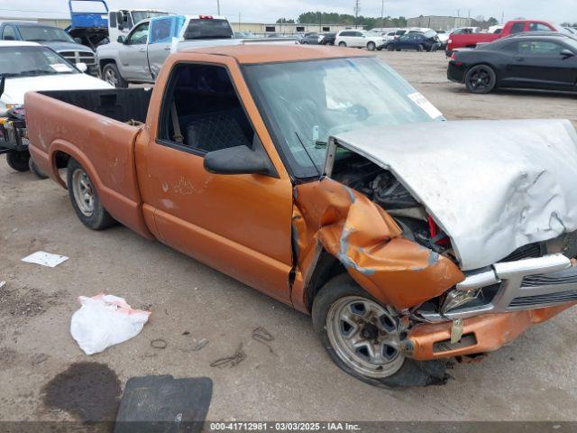  Salvage Chevrolet S-10