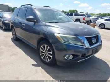  Salvage Nissan Pathfinder