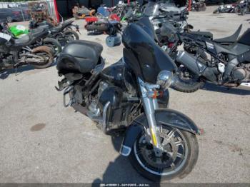  Salvage Harley-Davidson Flhtk