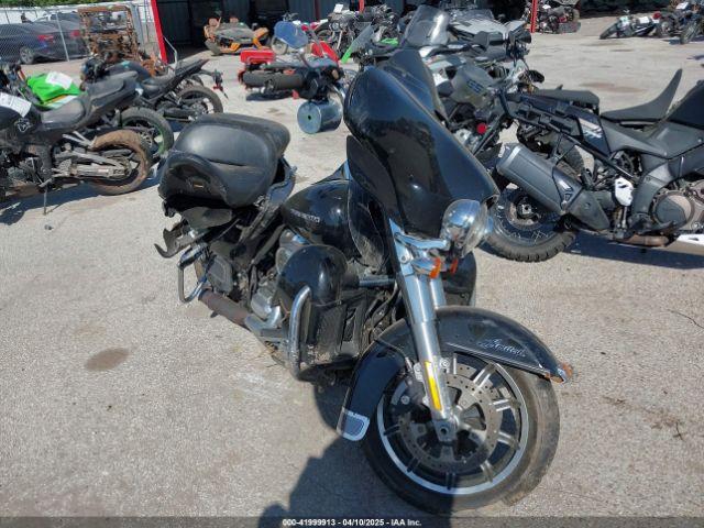  Salvage Harley-Davidson Flhtk