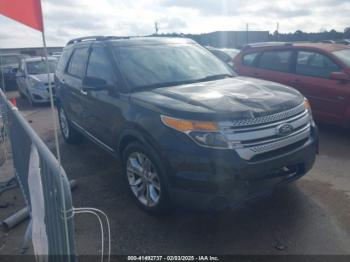  Salvage Ford Explorer