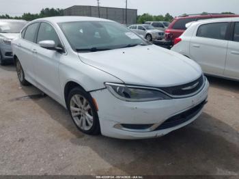  Salvage Chrysler 200