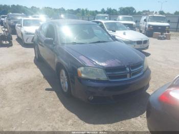  Salvage Dodge Avenger