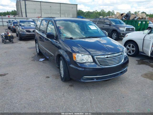  Salvage Chrysler Town & Country
