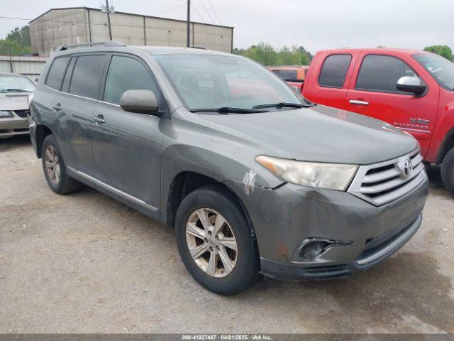  Salvage Toyota Highlander