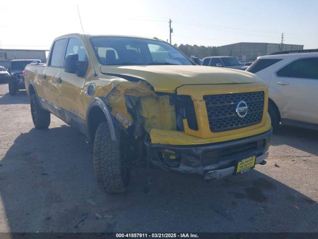  Salvage Nissan Titan