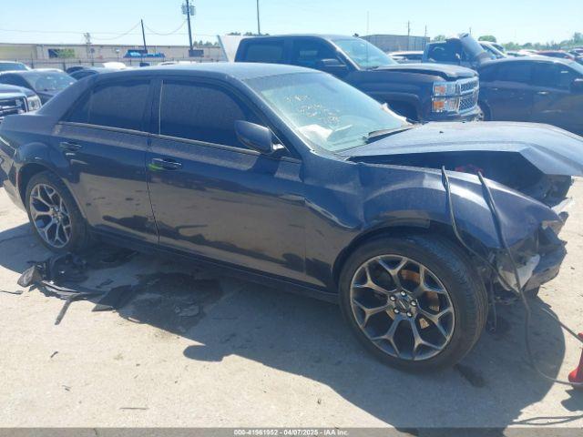  Salvage Chrysler 300