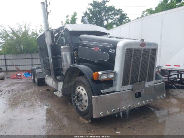  Salvage Peterbilt 379