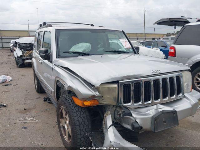  Salvage Jeep Commander