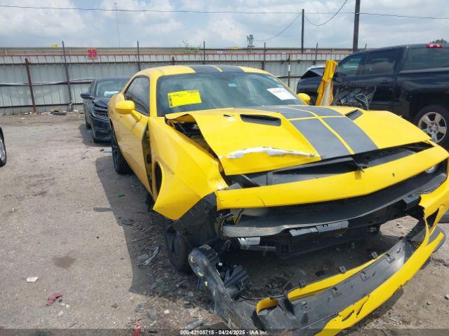 Salvage Dodge Challenger