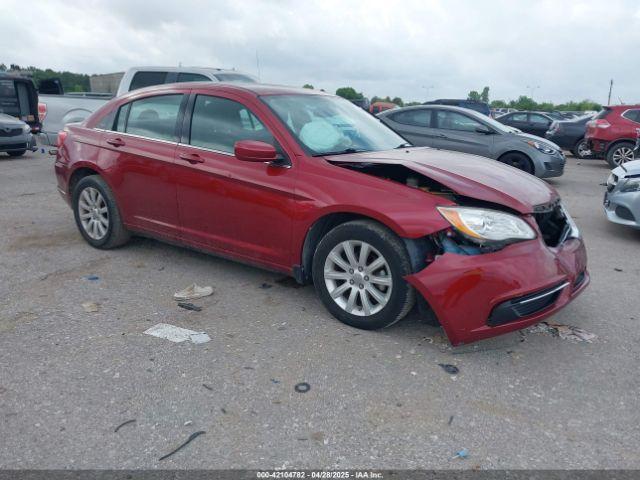  Salvage Chrysler 200