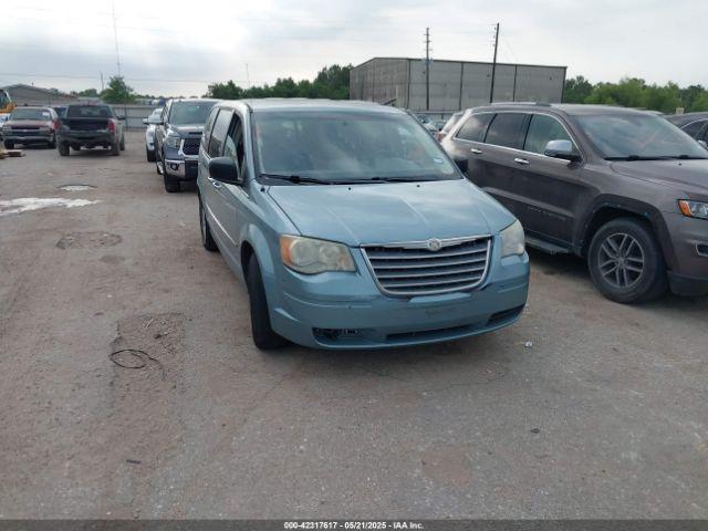  Salvage Chrysler Town & Country