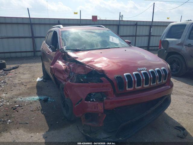  Salvage Jeep Cherokee