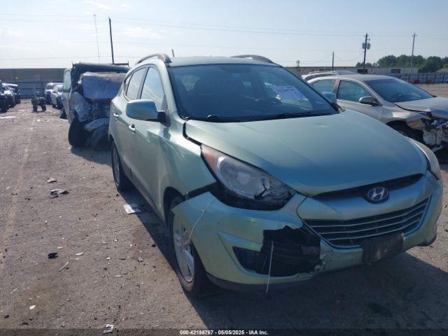  Salvage Hyundai TUCSON