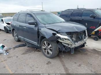  Salvage Nissan Pathfinder