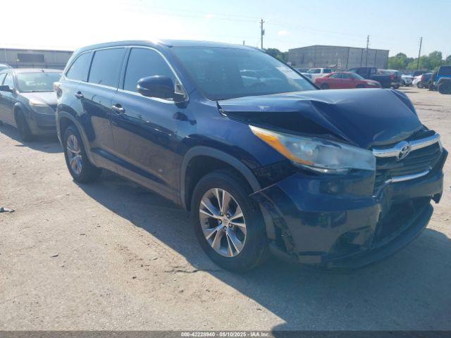  Salvage Toyota Highlander