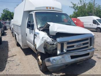  Salvage Ford E-350