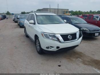  Salvage Nissan Pathfinder
