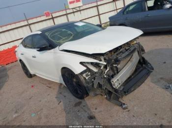  Salvage Nissan Maxima