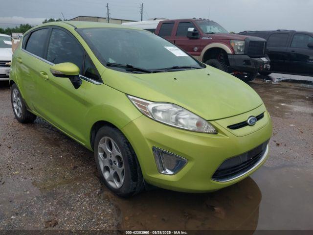  Salvage Ford Fiesta