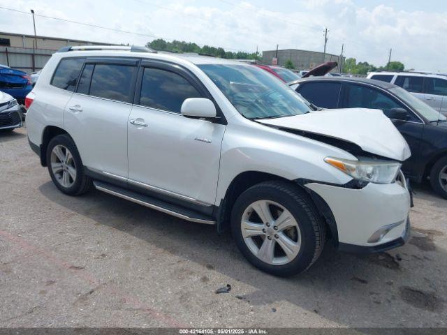  Salvage Toyota Highlander