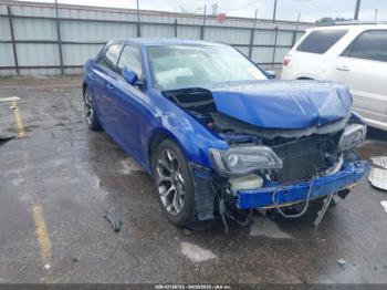  Salvage Chrysler 300