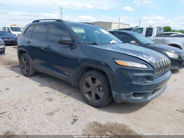  Salvage Jeep Cherokee