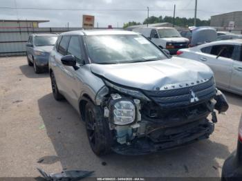  Salvage Mitsubishi Outlander