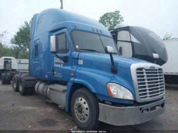  Salvage Freightliner Cascadia 125
