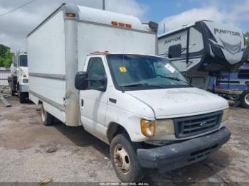  Salvage Ford E-350