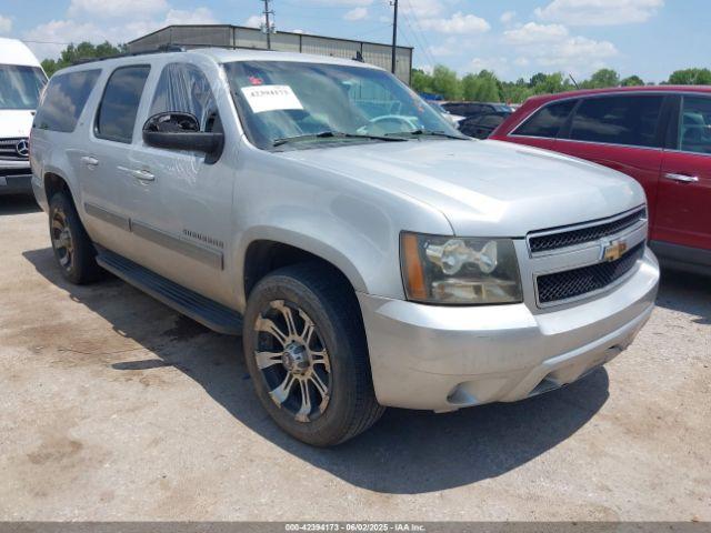  Salvage Chevrolet Suburban 1500