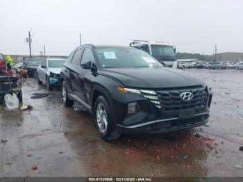  Salvage Hyundai TUCSON