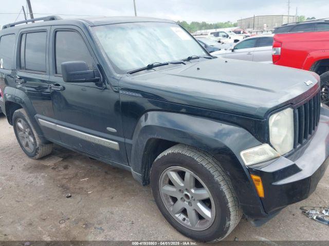  Salvage Jeep Liberty