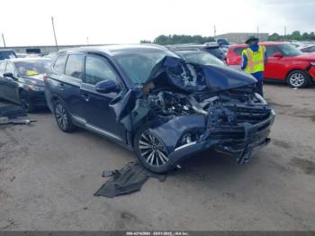  Salvage Mitsubishi Outlander