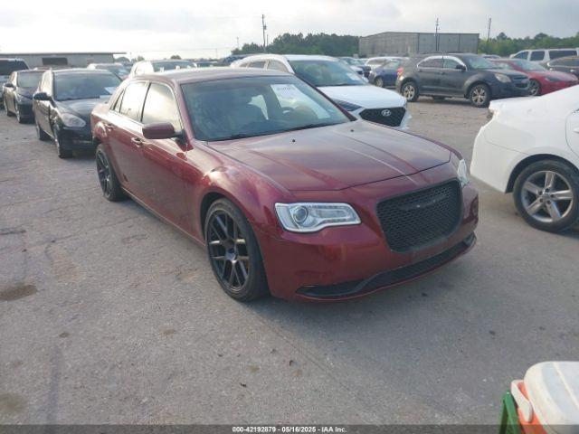  Salvage Chrysler 300