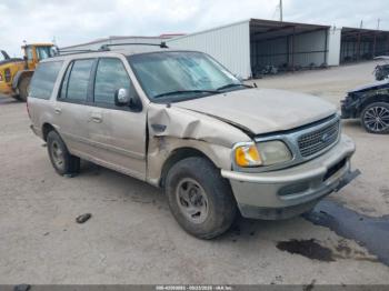 Salvage Ford Expedition