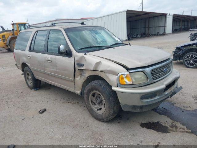  Salvage Ford Expedition