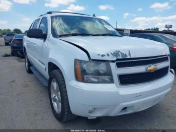  Salvage Chevrolet Avalanche 1500