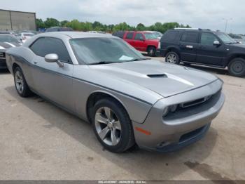  Salvage Dodge Challenger