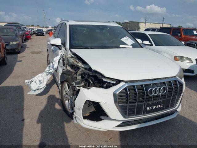  Salvage Audi Q3
