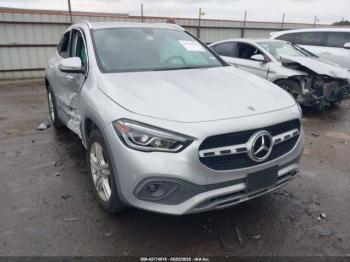  Salvage Mercedes-Benz GLA