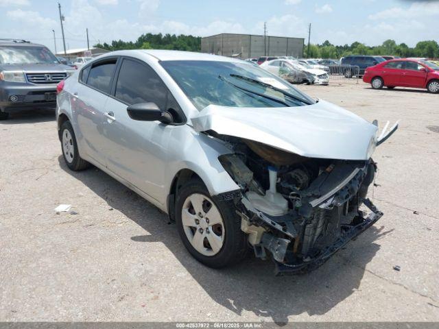  Salvage Kia Forte