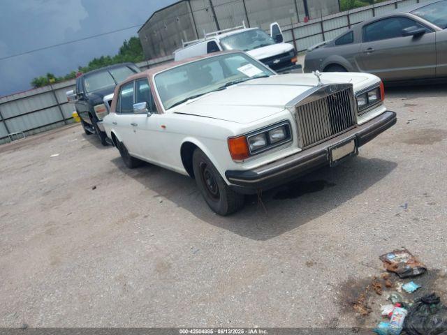  Salvage Rolls-Royce Silver Spur