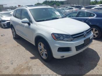  Salvage Volkswagen Touareg